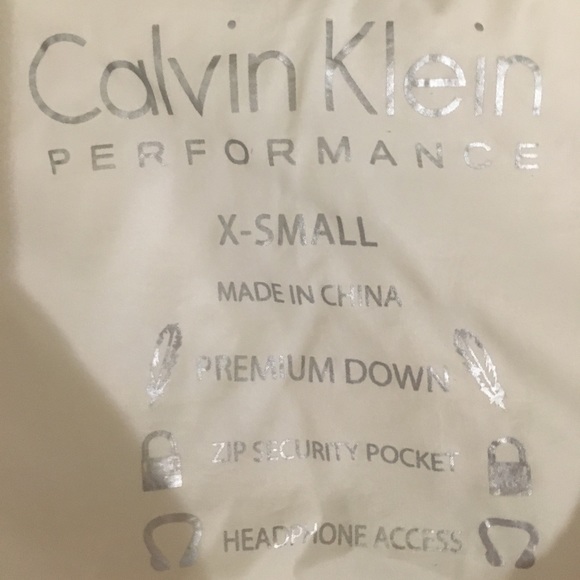 White Calvin Klein vest - Picture 2 of 2